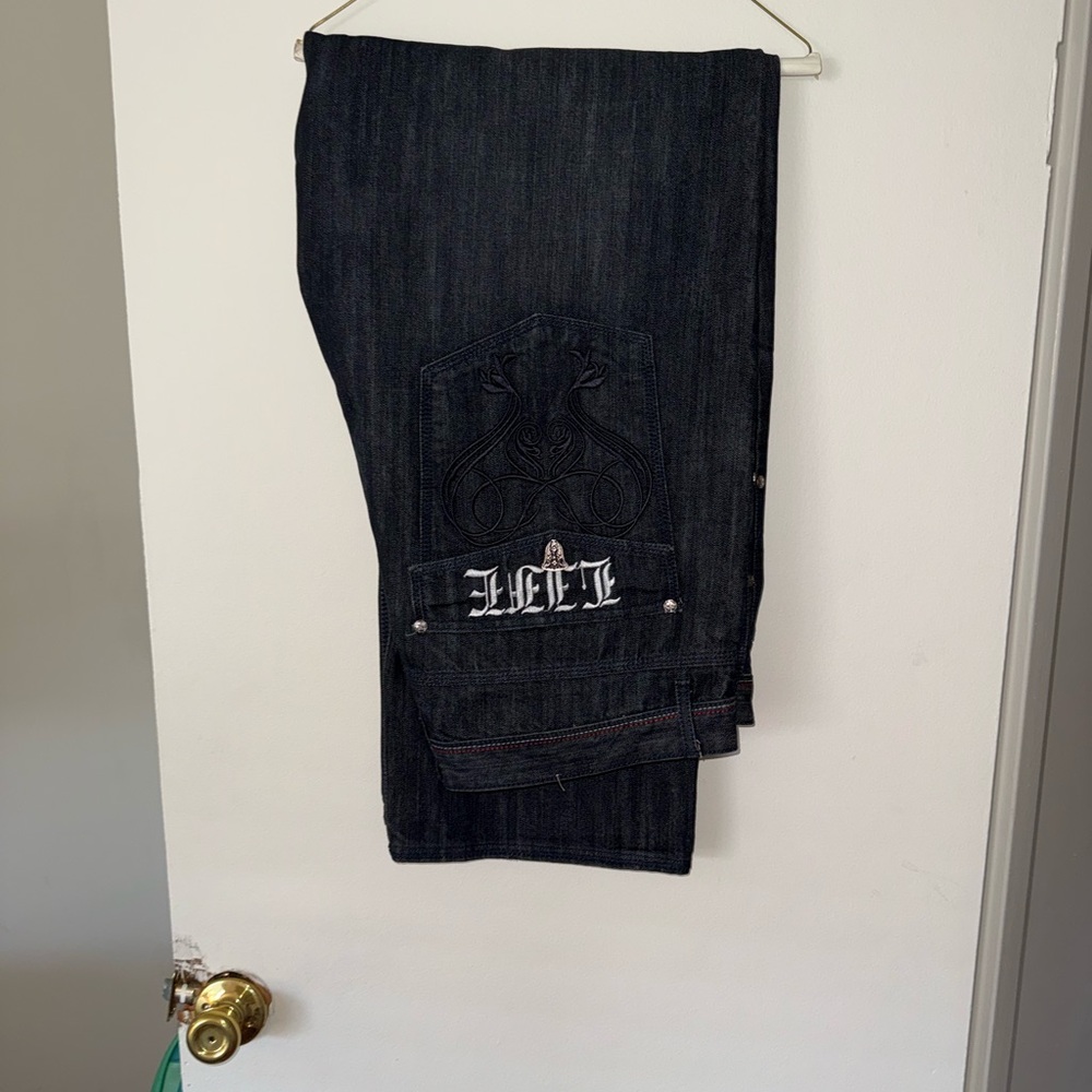 Embroidered Black Straight Men's Jeans